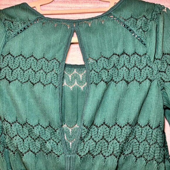 Free‎ People Women's Small Hunter Green Crochet 3/4 Sleeve Open Back Boho Blouse - Picture 4 of 7
